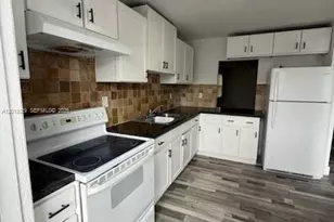1532 SW 5th Pl, Fort Lauderdale, FL 33312 - Photo 1