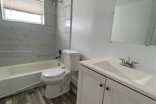 1532 SW 5th Pl, Fort Lauderdale, FL 33312 - Photo 9