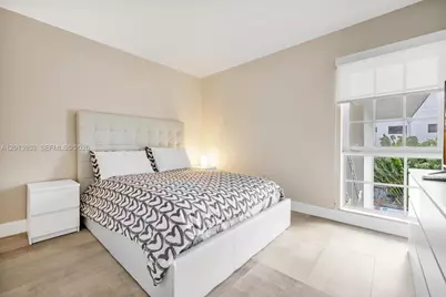 290 Sunrise Dr #312, Key Biscayne, FL 33149 - Photo 9