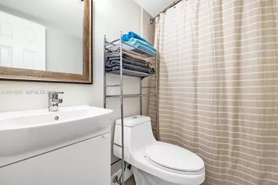 290 Sunrise Dr #312, Key Biscayne, FL 33149 - Photo 11