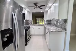1929 SW 15th St, Deerfield Beach, FL 33442 - Photo 7