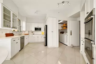 733 Crandon Blvd #406, Key Biscayne, FL 33149 - Photo 7