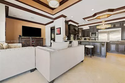 9861 NW 135th St, Hialeah Gardens, FL 33018 - Photo 21