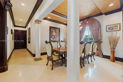 9861 NW 135th St, Hialeah Gardens, FL 33018 - Photo 15
