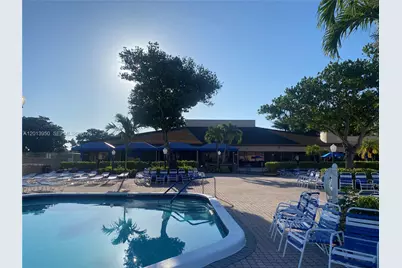 9370 Sunrise Lakes Blvd #209, Sunrise, FL 33322 - Photo 15