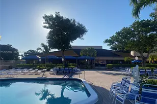 9370 Sunrise Lakes Blvd, Sunrise, FL 33322 - Photo 15