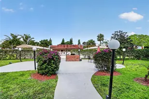 [Address not provided], Lauderdale Lakes, FL 33313 - Photo 23