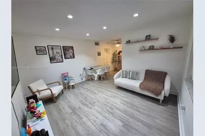 1975 NE 135th St #2H, North Miami, FL 33181 - Photo 5