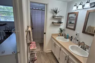 1975 NE 135th St, North Miami, FL 33181 - Photo 11