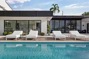 7972 Biscayne Point Cir, Miami Beach, FL 33141 - Photo 25