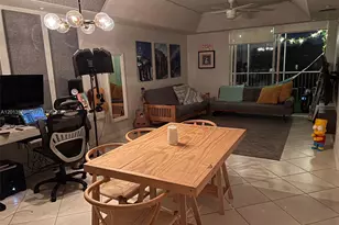 10710 NW 66th St, Doral, FL 33178 - Photo 9