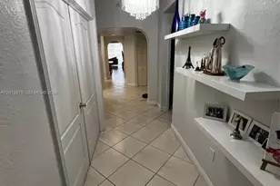 10710 NW 66th St, Doral, FL 33178 - Photo 19