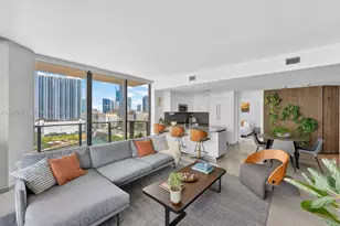 88 SW 7th St, Miami, FL 33130 - Photo 3