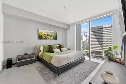 88 SW 7th St #1012, Miami, FL 33130 - Photo 9