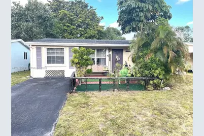371 SW 67th Ter, Pembroke Pines, FL 33023 - Photo 1