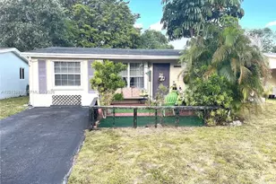 371 SW 67th Terrace, Pembroke Pines, FL 33023 - Photo 1