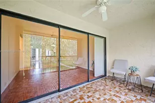 2347 SW 15th St, Deerfield Beach, FL 33442 - Photo 25