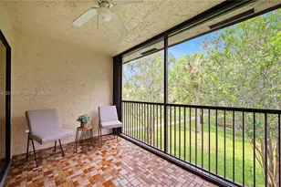 2347 SW 15th St, Deerfield Beach, FL 33442 - Photo 23