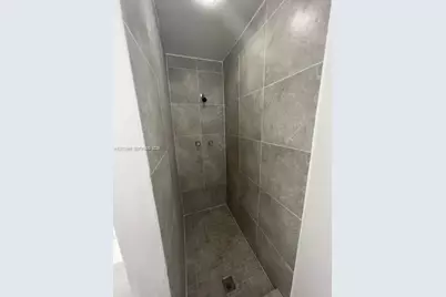 15153 NE 6th Ave #10, Miami, FL 33162 - Photo 11