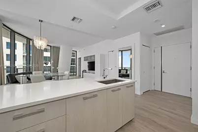55 SW 9th St #4208, Miami, FL 33130 - Photo 7