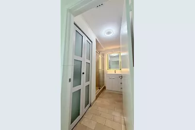 79 SW 12th St #4008S, Miami, FL 33130 - Photo 9