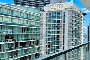 79 SW 12th St, Miami, FL 33130 - Photo 13