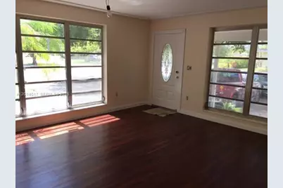 335 NE 114th St, Miami, FL 33161 - Photo 25