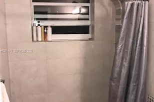 335 NE 114th St, Miami, FL 33161 - Photo 25
