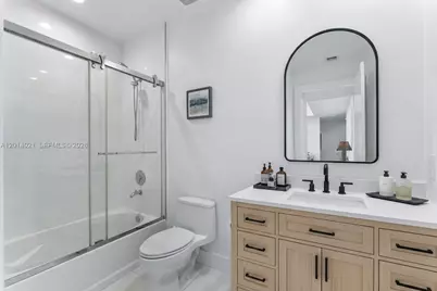 950 Brickell Bay Dr #5506, Miami, FL 33131 - Photo 11