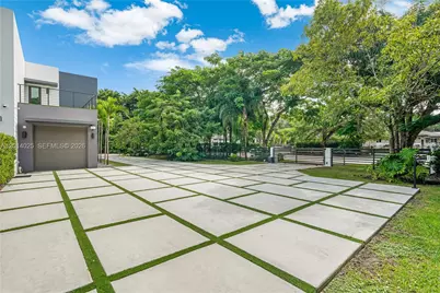 6695 SW 112th St, Pinecrest, FL 33156 - Photo 7