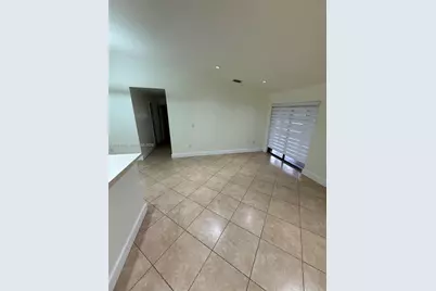 18875 NW 62nd Ave #208, Hialeah, FL 33015 - Photo 7
