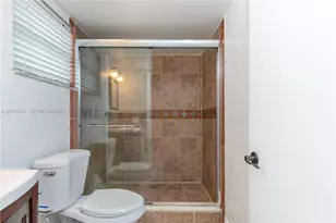 717 Gardens Dr, Pompano Beach, FL 33069 - Photo 19