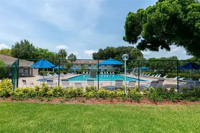 717 Gardens Dr #201, Pompano Beach, FL 33069 - Photo 33