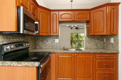 717 Gardens Dr #201, Pompano Beach, FL 33069 - Photo 11