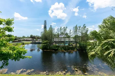 717 Gardens Dr #201, Pompano Beach, FL 33069 - Photo 5