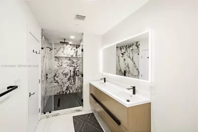 900 Biscayne Blvd #4202, Miami, FL 33132 - Photo 39