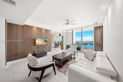900 Biscayne Blvd #4202, Miami, FL 33132 - Photo 19