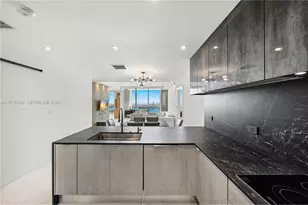 900 Biscayne Blvd, Miami, FL 33132 - Photo 23
