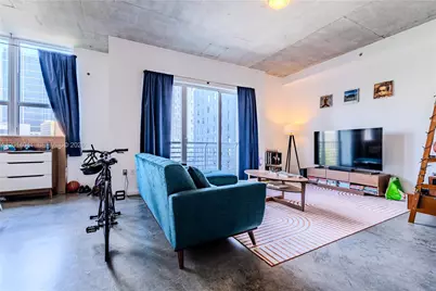 133 NE 2nd Ave #609, Miami, FL 33132 - Photo 5