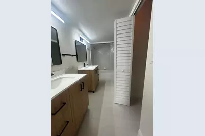 290 174 St #1519, Sunny Isles Beach, FL 33160 - Photo 17
