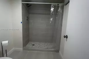 290 174th St, Sunny Isles Beach, FL 33160 - Photo 19