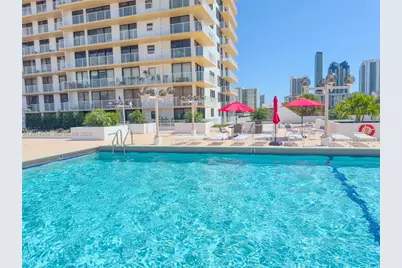 290 174 #1519, Sunny Isles Beach, FL 33160 - Photo 9