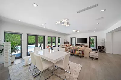 1117 Alfonso Ave #., Coral Gables, FL 33146 - Photo 9