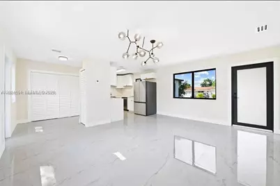 721 SW 5th Ct, Hallandale Beach, FL 33009 - Photo 3