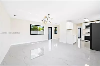721 SW 5th Ct, Hallandale Beach, FL 33009 - Photo 5