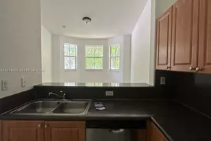 2755 SE 16th Ave, Homestead, FL 33035 - Photo 3