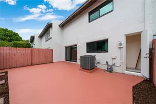 6929 SW 110th Ave, Miami, FL 33173 - Photo 3