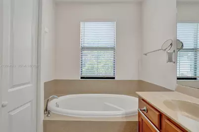 12471 NW 32nd Mnr #12471, Sunrise, FL 33323 - Photo 43