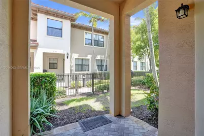 12471 NW 32nd Mnr #12471, Sunrise, FL 33323 - Photo 11