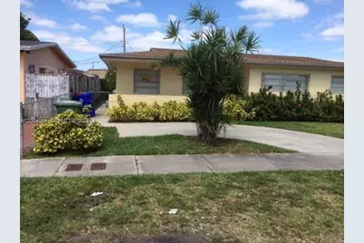 1120 NW 24 Ct #0, Miami, FL 33125 - Photo 3